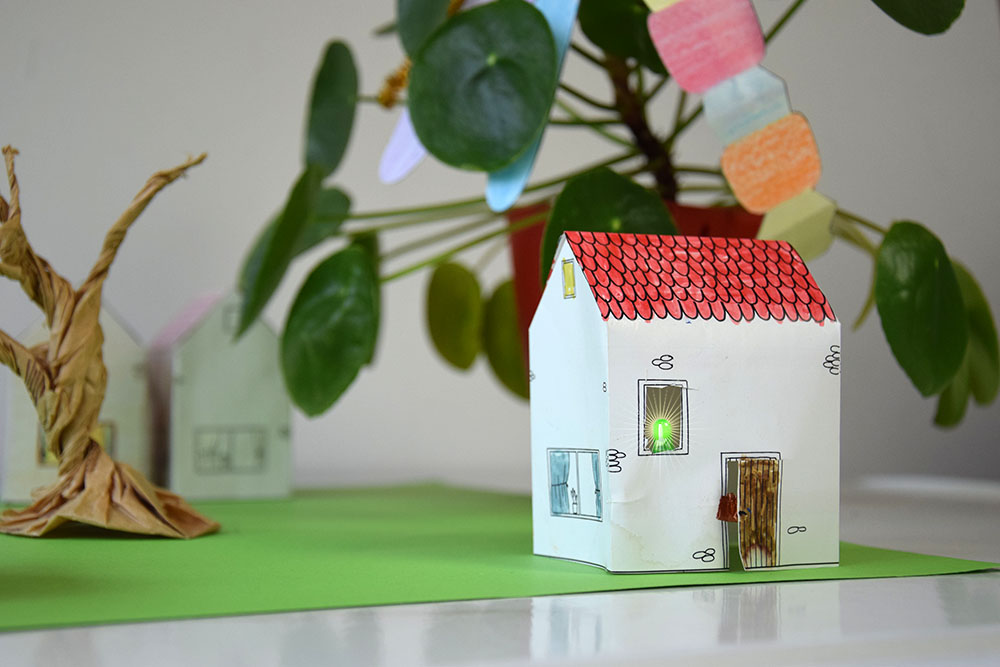 Image for Digitales Basteln – Stromkreise mit Stift und Papier