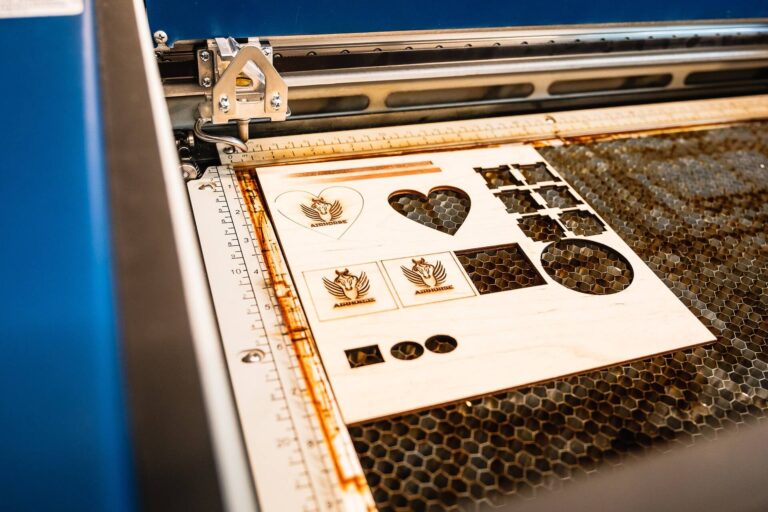 Tueftellab Lasercutter Andi Weiland