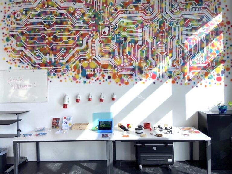 Tueftellabmuenchen Werkstatt769 Gross