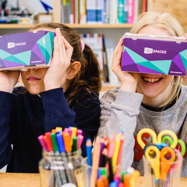 Tueftellab Vrbrille 2Kindermitvrbrillen Nahaufnhame Andiweiland