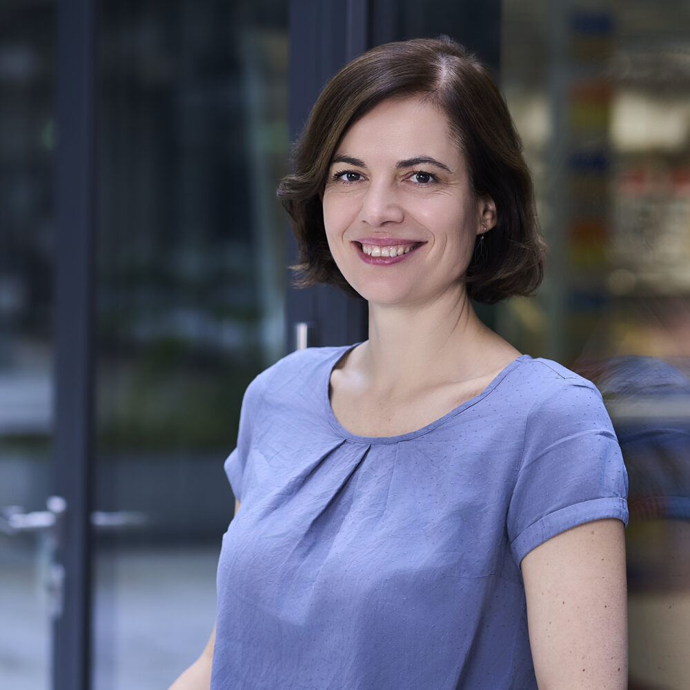 Steuerrad Caroline Outside 1 2026